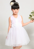 杭州童裝特價(jià)批發(fā) 2012新品童裝現(xiàn)貨上市，聚焦服裝服飾市場